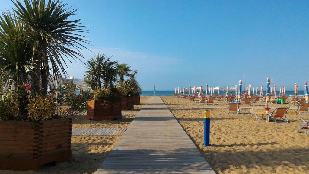 Studio Solarium Bibione Exterior foto